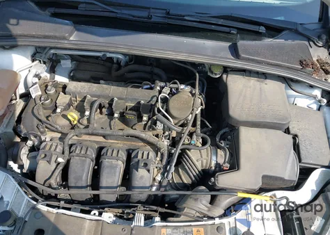 2016 Ford Focus Se z USA, uszkodzony, nr VIN 1FADP3F26GL247657